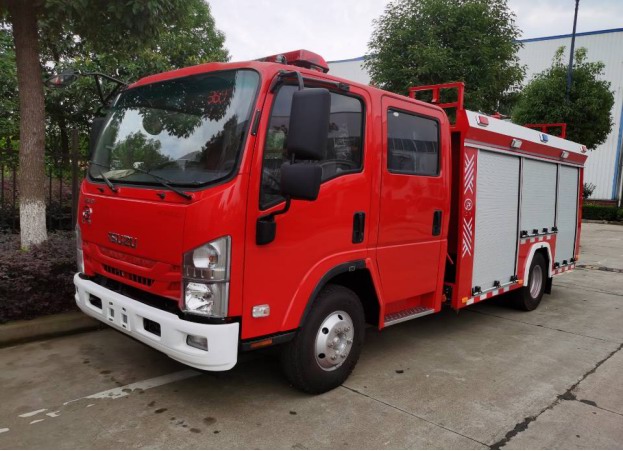 五十铃2吨水罐消防车
